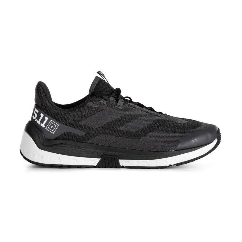 MEN'S PT-R INURE RUNNER-Black/White - Click Image to Close